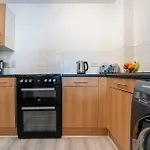 Fitzrovia - 1Br With Balcony Near Soho - Cityapartmentstay